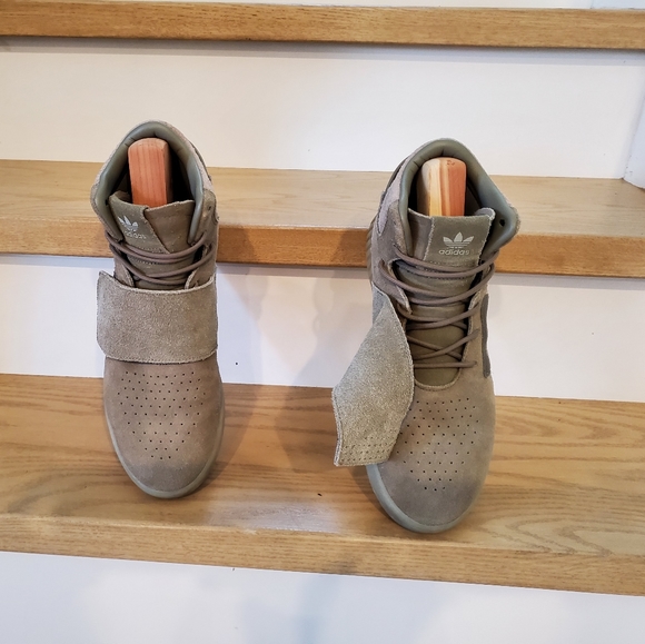 Adidas Tubular BB8391 High Top with Strap - Picture 6 of 8